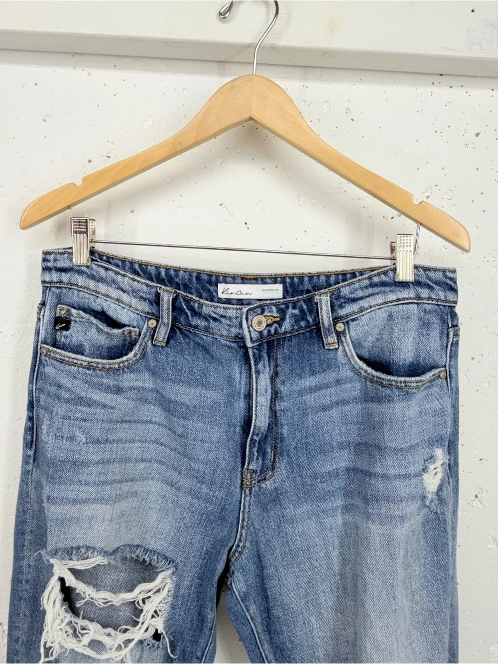 KanCan Size 29 High Rise Boyfriend 100% Cotton Distressed Jeans